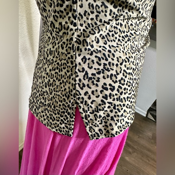 Mark Wong Nark Women’s Sleeveless Leopard Print Top. Size Small - Picture 6 of 16